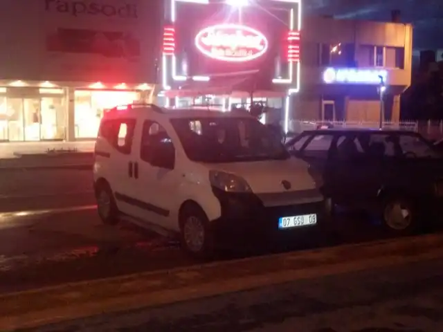 Ateşbaz Unlu Mamülleri'nin yemek ve ambiyans fotoğrafları 2