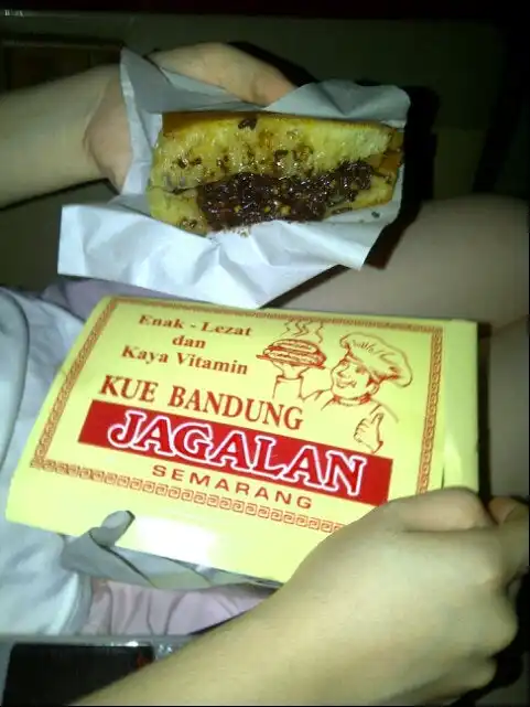 Gambar Makanan Kue Bandung Jagalan 12