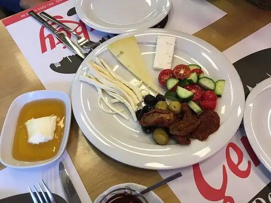 Çerkezköy Delicatessen'nin yemek ve ambiyans fotoğrafları 10