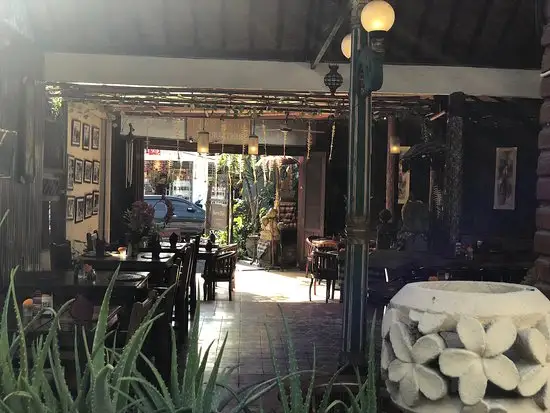 Gambar Makanan Bumi Bali Restaurant 4