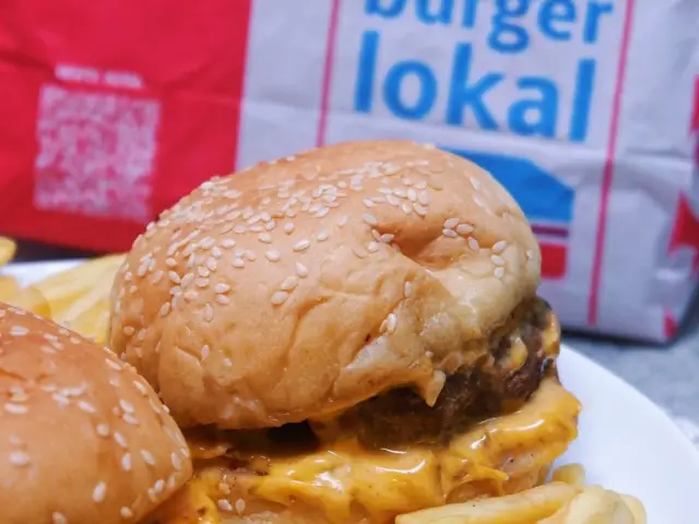 Gambar Makanan Burger Lokal 2