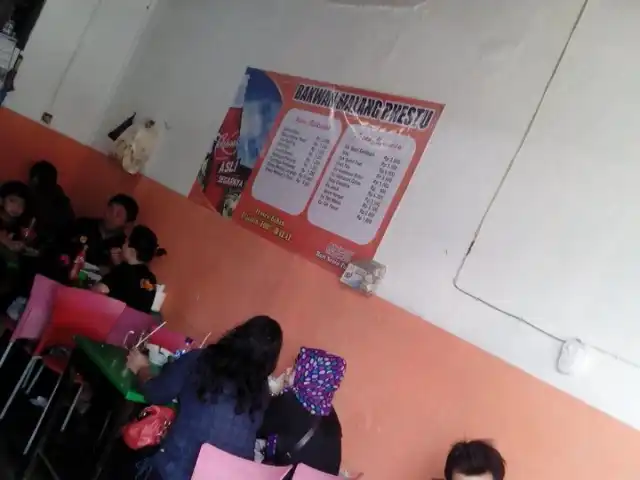 Gambar Makanan Bakwan Malang Rhestu Jl. Cipto Mangunkusumo 8