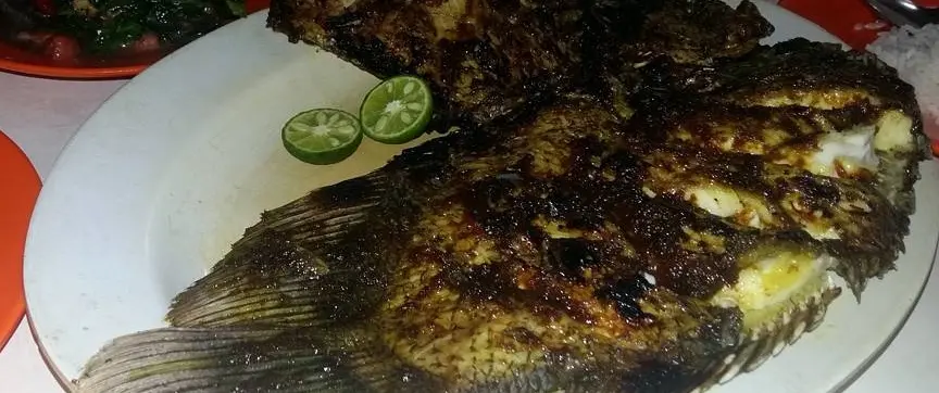 Gambar Makanan Ikan Bakar 1000 Pulau 4