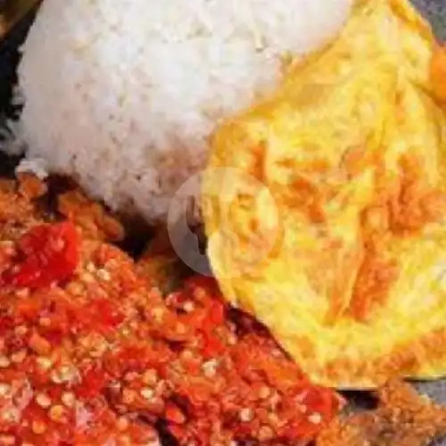 Gambar Makanan Ayam Geprek Maknyus 12