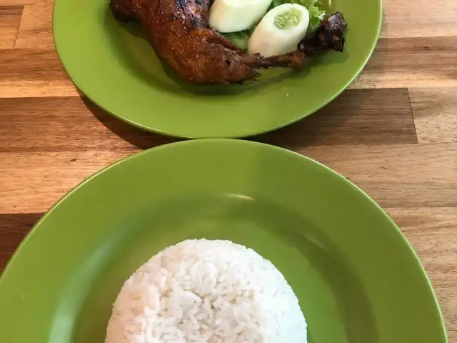 Gambar Makanan AyamBakarMegaria 4