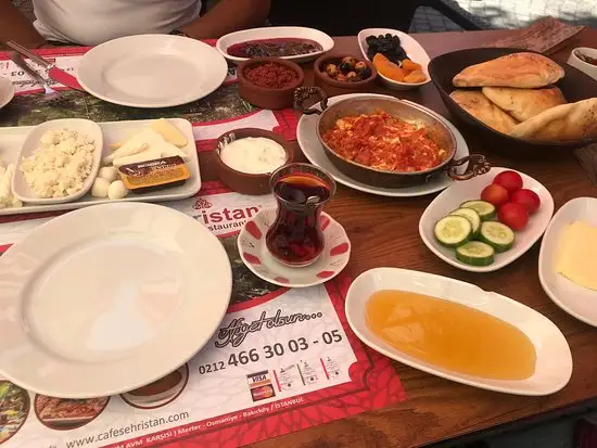 Şehristan Cafe & Restaurant'nin yemek ve ambiyans fotoğrafları 1