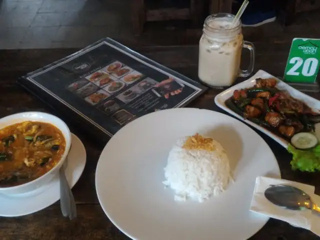 Gambar Makanan Oemah Abah Resto & Cafe 11