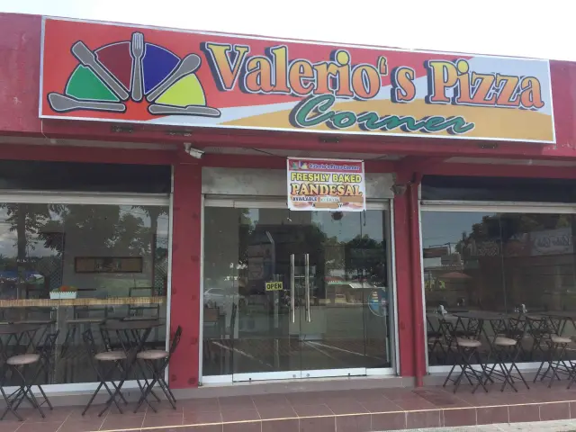 Valerio's Pizza Corner Food Photo 2