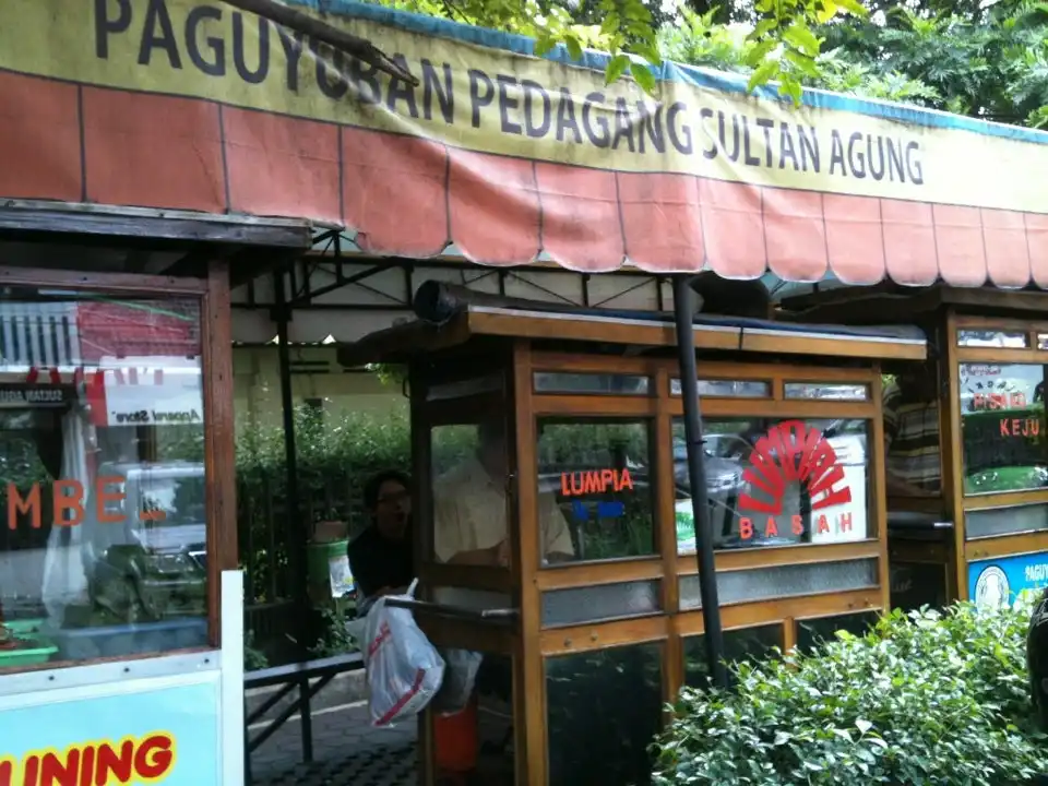 Lumpia Basah Aloysius