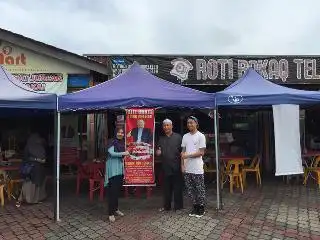 Roti Bakaq Teloq Meleleh