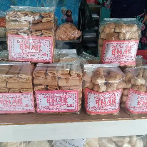 Gambar Makanan Kerupuk Kemplang Dan Bolu Kukus Siliwangi 8