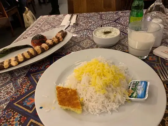 Reyhun Iran Restaurant'nin yemek ve ambiyans fotoğrafları 50