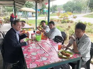 Warung Zainah Imam Halim