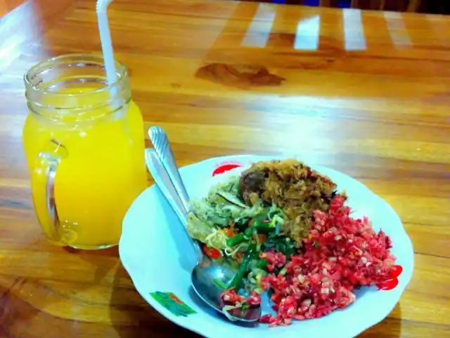 Gambar Makanan Nasi Lawar Men Tingen 9