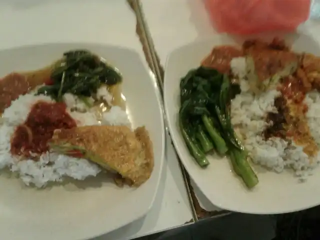 Ros Sari Cafe Food Photo 5