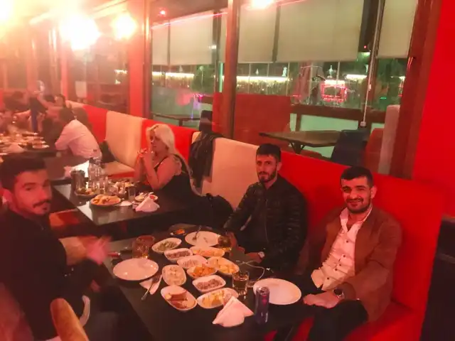 Kayışdağı Et Evi Erzurum Cag Kebabı Restaurant'nin yemek ve ambiyans fotoğrafları 8