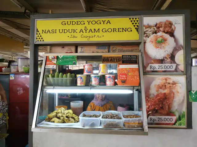 Gambar Makanan Gudeg Yogya & Nasi Uduk Ayam Goreng Ibu Gayatri 5