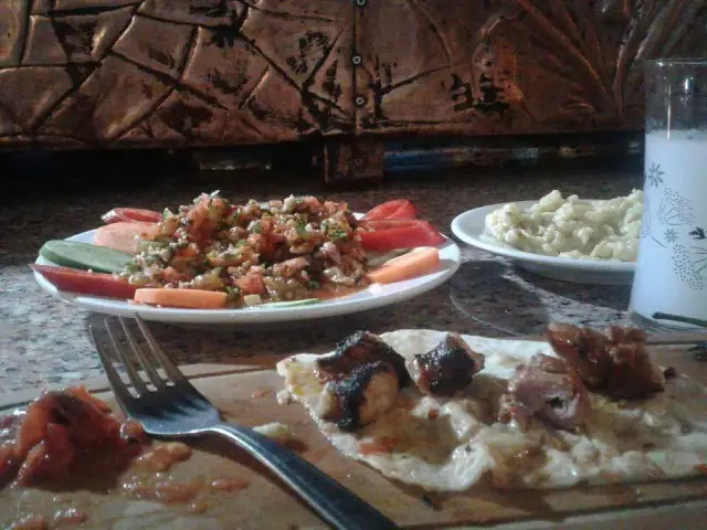 Ortaköy Leziz Piliç Ve Ciğer Restaurant'nin yemek ve ambiyans fotoğrafları 15