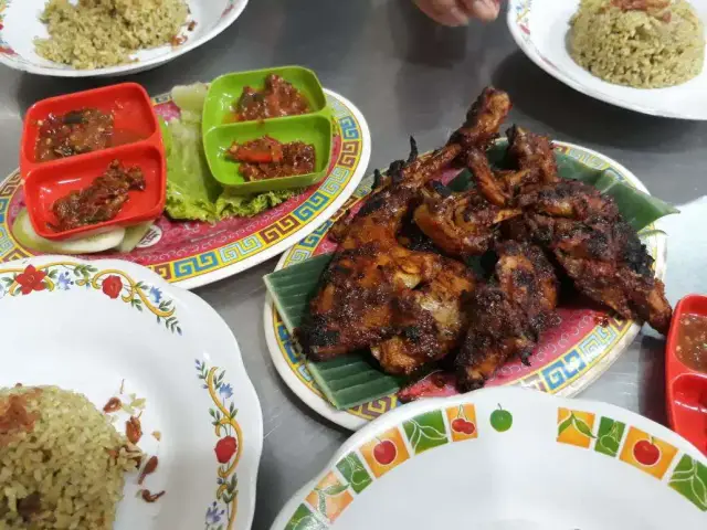 Gambar Makanan Nasi Uduk 126 18