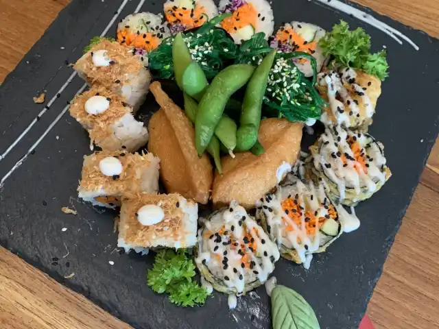 Sushi Kitchen Food Photo 3