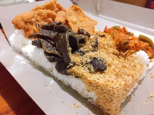 Gambar Makanan Nasi Kulit Malam Minggu 2