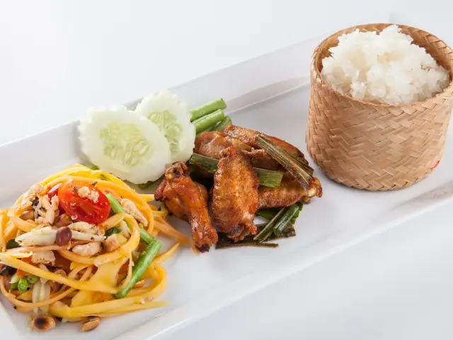 Gambar Makanan Kinley Thai Bistro 12