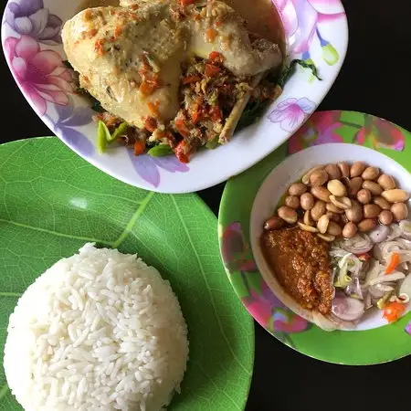 Gambar Makanan Ayam Betutu Men Tempeh 14