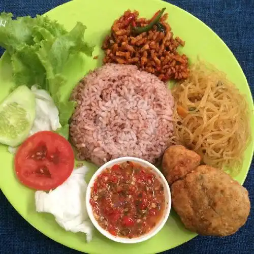 Gambar Makanan Bubur Ayam & Ayam Penyet Rebung, Kinibalu 9