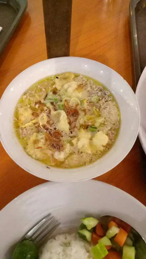 Gambar Makanan Soto Betawi & Sop Kaki 18