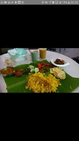 LL Banana Leaf Food Photo 1