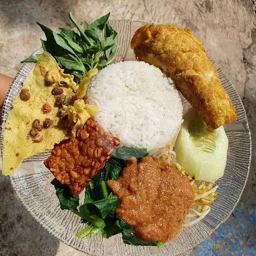 Gambar Makanan Nasi Pecel Solari, Dau 12