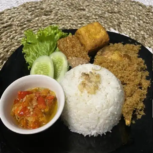 Gambar Makanan Ayam Goreng Si Judes, Sukagalih 1