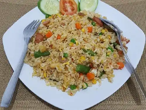 Nasi goreng Pak Kumis