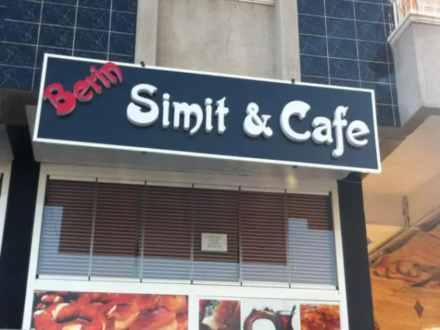 Berin Simit Cafe'nin yemek ve ambiyans fotoğrafları 2