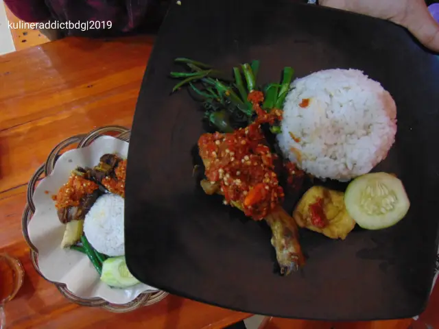 Gambar Makanan Ayam Goreng Nelongso 6