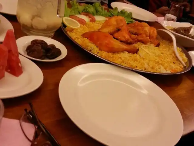 Habeb Cafe Food Photo 3