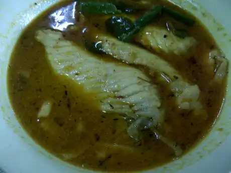 Gambar Makanan Gule Kepala Ikan Mas Agus 14