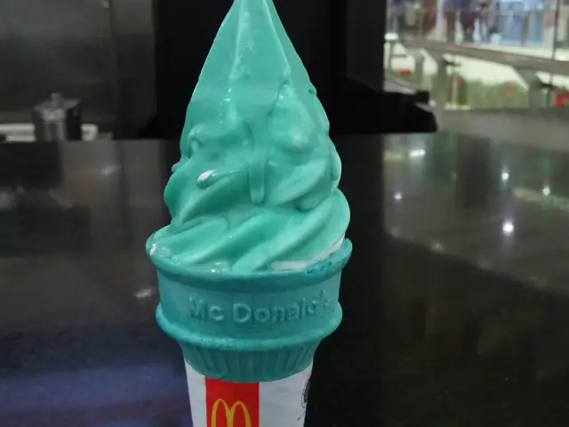 Gambar Makanan McDonald's Ice Cream 18