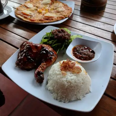 Mr Bro Warung Iga Bakar