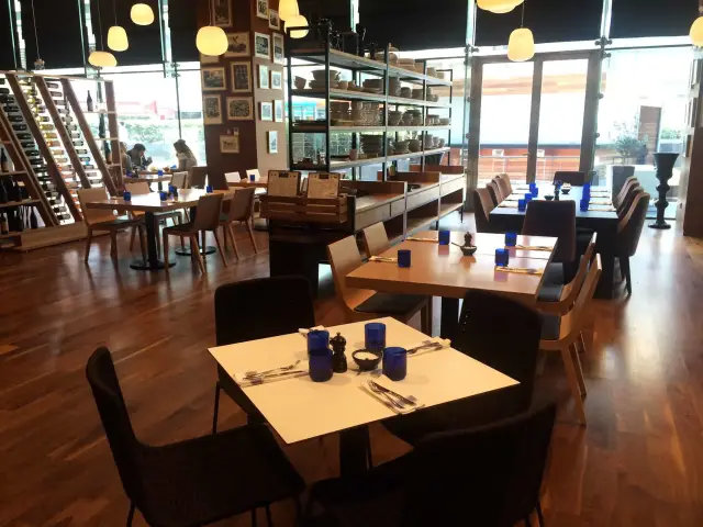 The Dish Room Restaurant & Terrace Bar - İstanbul Marriott Hotel Şişli'nin yemek ve ambiyans fotoğrafları 6
