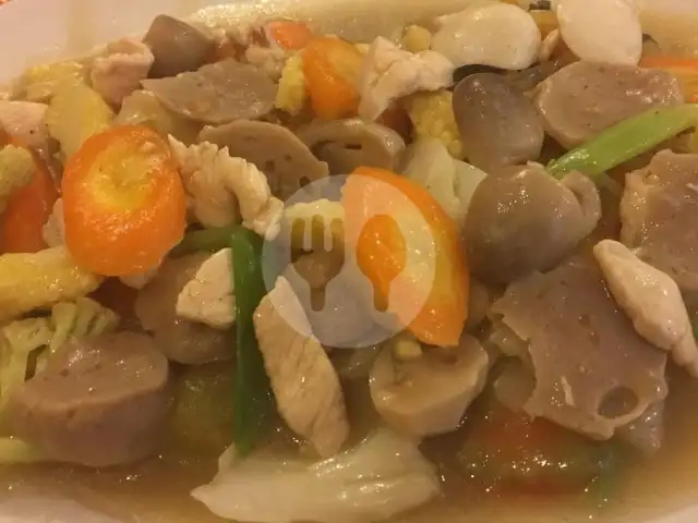 Gambar Makanan Bakso Charles, Penggambiran 18