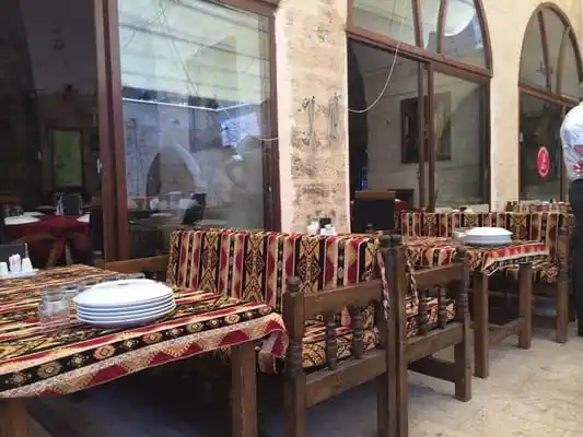 Antik Sur Cafe Restaurant'nin yemek ve ambiyans fotoğrafları 3