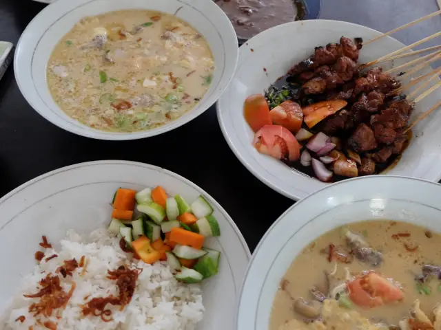 Gambar Makanan Hidangan Khas Jakarta Pak H. Guntur Kumis 2