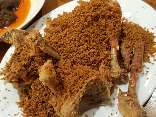 Gambar Makanan Padang Merdeka 7