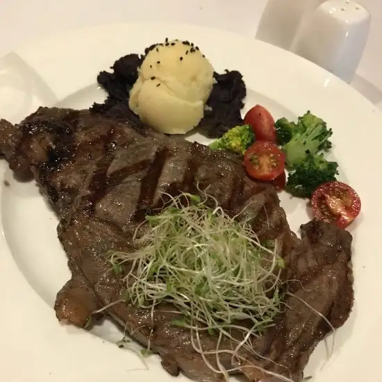 Steak77 Food Photo 3