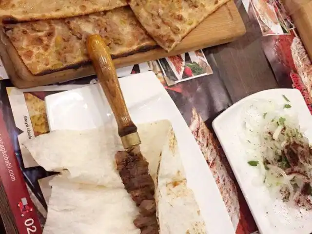 HM Cağ Kebap Etli Ekmek'nin yemek ve ambiyans fotoğrafları 6