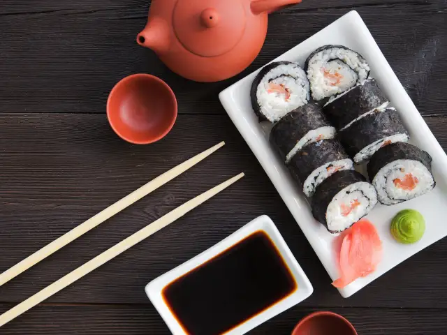 Make Maki Sushi & Noodle'nin yemek ve ambiyans fotoğrafları 1