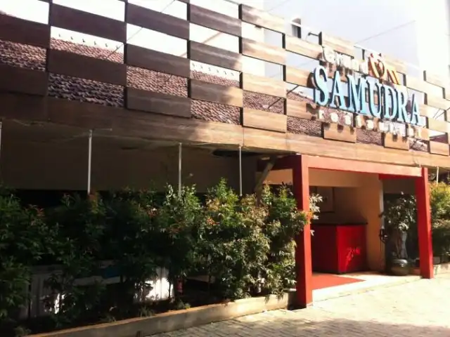 Grand Samudra Restaurant