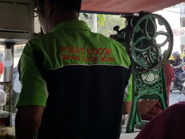 Pokat Kocok Simpang Glugur