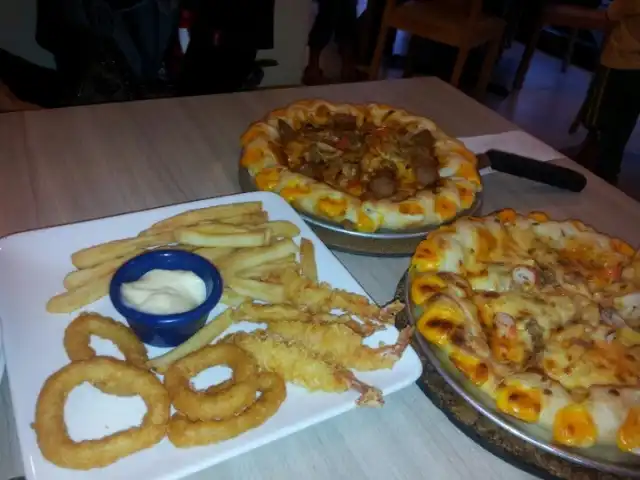 Pizza Hut Food Photo 16